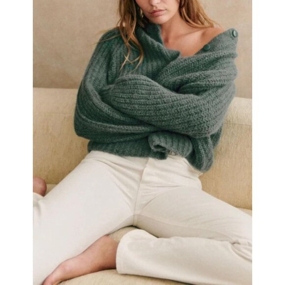 Women's Knit Cardigan Long Sleeve Crewneck Button Casual Sweater - Picture 5 of 6